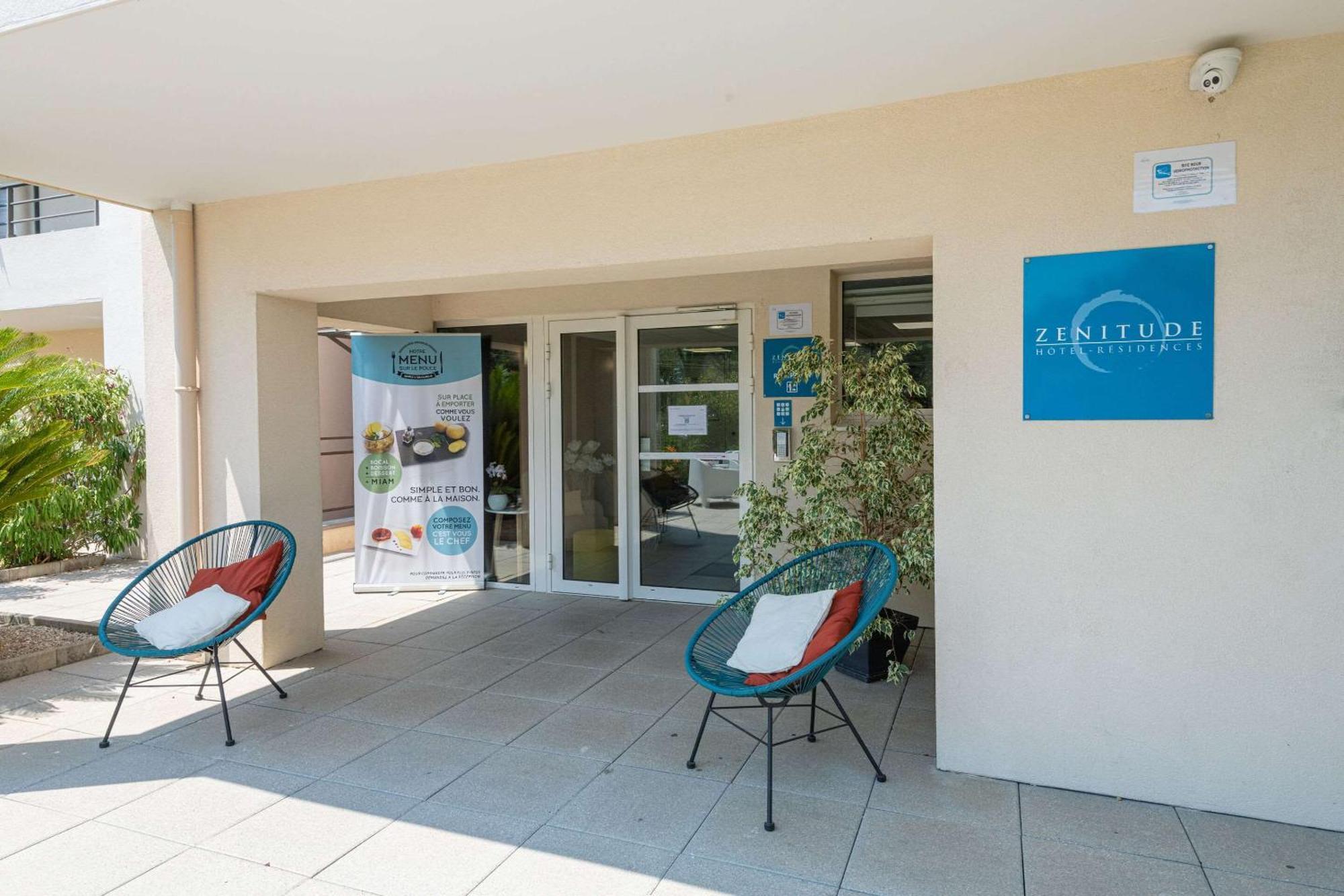 Zenitude Hôtel-Résidences Cannes Mandelieu Confort Mandelieu-la-Napoule Exterior foto