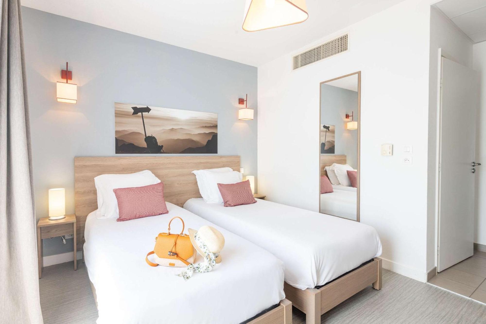 Zenitude Hôtel-Résidences Cannes Mandelieu Confort Mandelieu-la-Napoule Exterior foto
